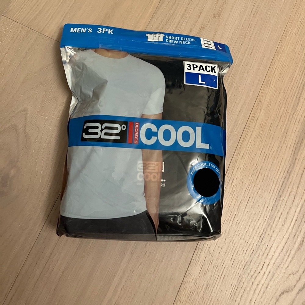 NWT 32 Degree Short Sleeves (3 Pack)